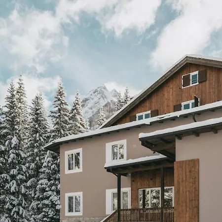 Chalet Queen Hotel Canazei