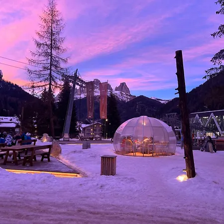 Chalet Queen